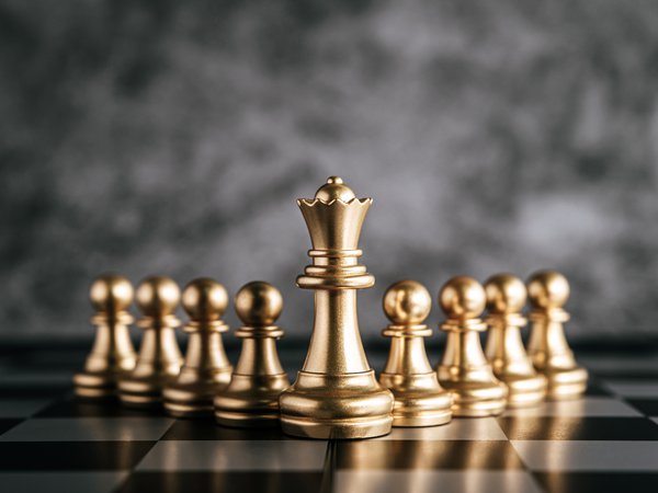 gold-chess-chess-board-game-business-metaphor-leadership-concept.jpg